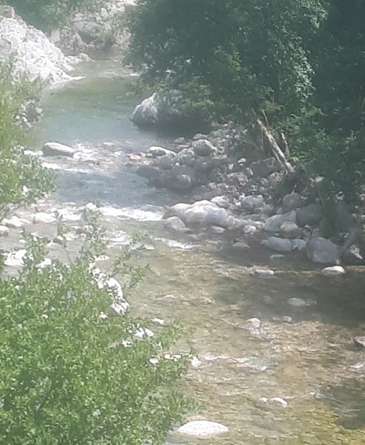 La rivière La Parot près du gîte